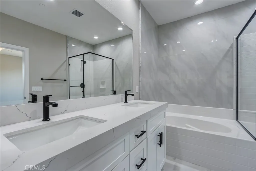 8534 Stockton Avenue, Hesperia, California 92344 home-pic-38